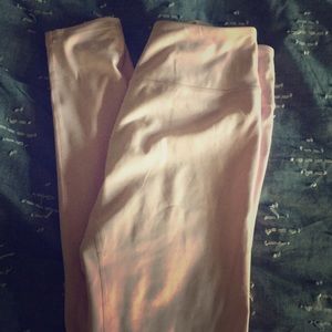 Dreamy pink gymshark leggings